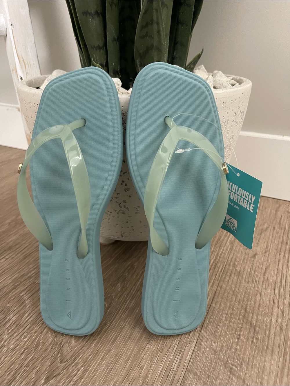 Reef Solaye Women's Water-Friendly Flip-Flops- 7 - Picture 7 of 12